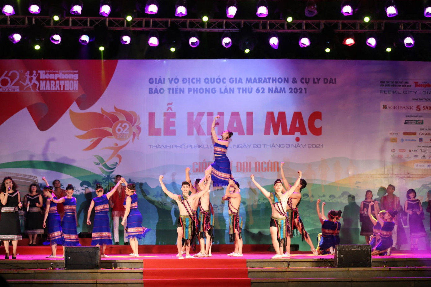 Ảnh: Trọng Tài Ảnh: Trọng Tài