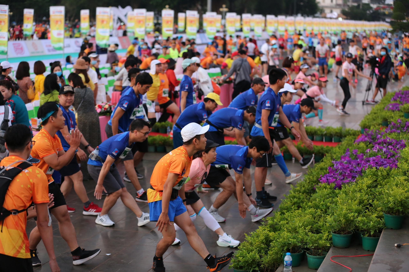 Tiền Phong Marathon 2021 - Cùng nhau về đích ảnh 30 Tiền Phong Marathon 2021 - Cùng nhau về đích ảnh 30