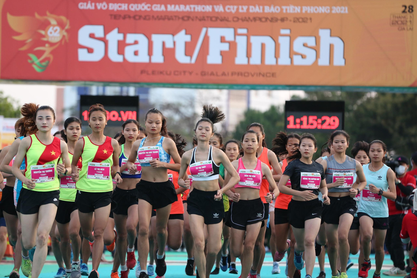 Tiền Phong Marathon 2021 - Cùng nhau về đích ảnh 53 Tiền Phong Marathon 2021 - Cùng nhau về đích ảnh 53