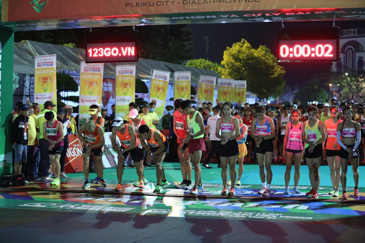 Tiền Phong Marathon 2021 - Cùng nhau về đích ảnh 20 Tiền Phong Marathon 2021 - Cùng nhau về đích ảnh 20