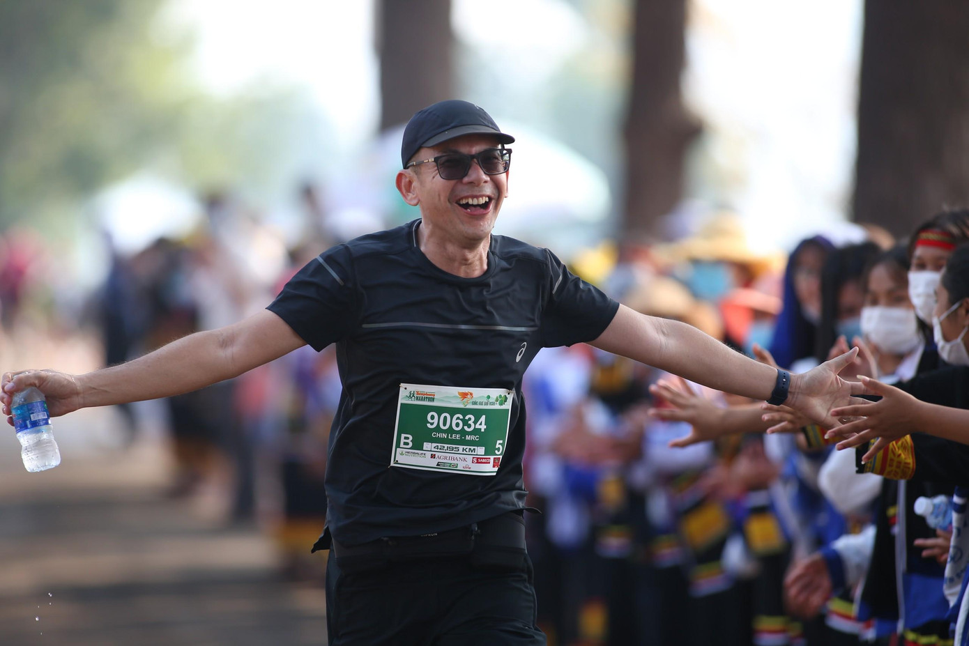 Những khoảnh khắc này sẽ còn được các runner tham gia Tiền Phong Marathon nhắc mãi mỗi khi nói về phố núi Pleiku. Những khoảnh khắc này sẽ còn được các runner tham gia Tiền Phong Marathon nhắc mãi mỗi khi nói về phố núi Pleiku.