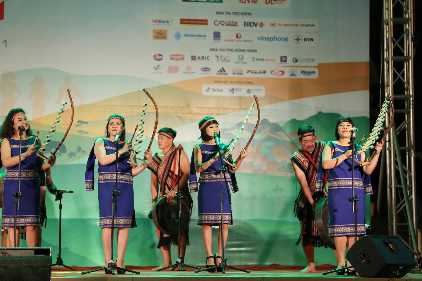 Ảnh: Trọng Tài Ảnh: Trọng Tài