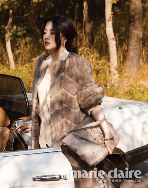 Lee Young Ae lần đầu công khai ảnh cưới ảnh 11