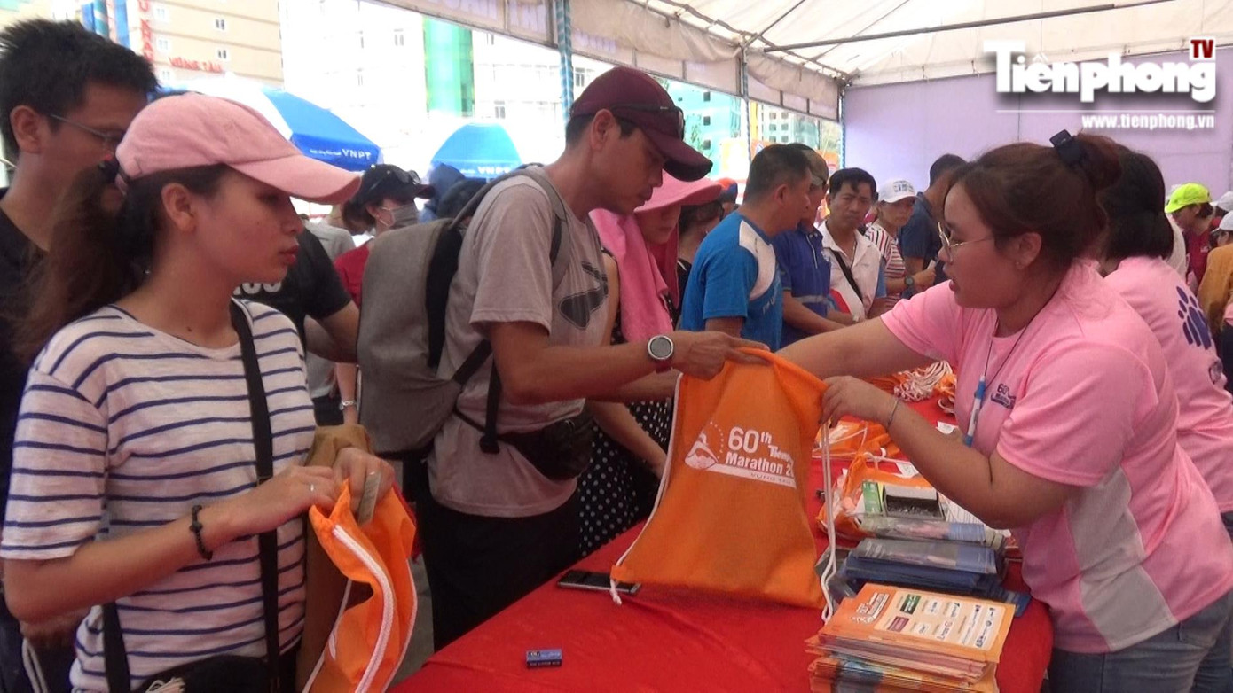 Tiền Phong Marathon 2019: Đường truyền mạng 100Mbp, mũ và cà phê miễn phí ảnh 14