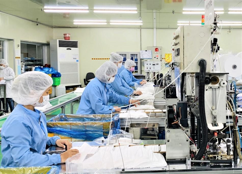 Bình Dương tăng trưởng kinh tế dù trải qua một năm dịch bệnh phức tạp