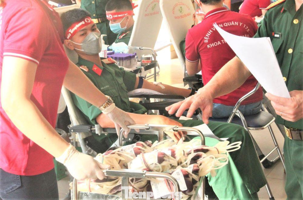 Số đơn vị máu thu được trong đợt này tương đương số lượng người tham gia