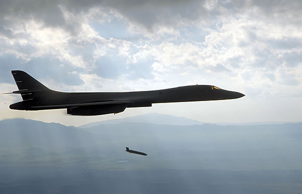 Máy bay B-1 phóng tên lửa. Máy bay B1 phóng tên lửa