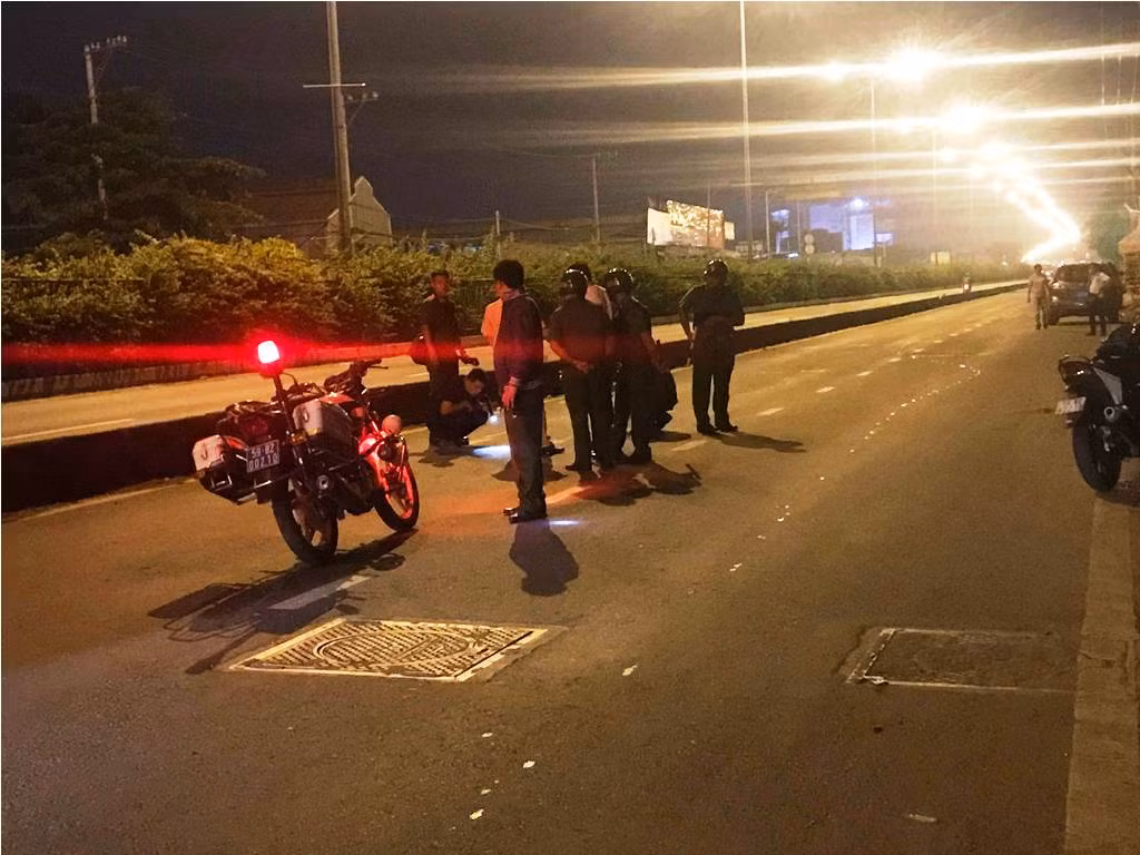 9X bị bắn xuyên đầu giữa đường: Phó công an phường là người nổ súng ảnh 1