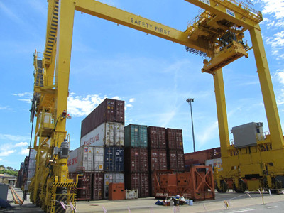 21 siêu xe vẫn nằm trong các container chờ chủ đến nhận. Ảnh: Nam Cường. 21 siêu xe vẫn nằm trong các container chờ chủ đến nhận. Ảnh: Nam Cường