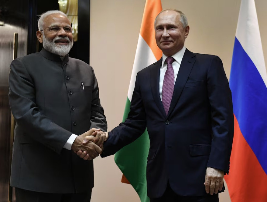 Thủ tướng Ấn Độ Narendra Modi trong cuộc gặp Tổng thống Nga Vladimir Putin năm 2019. (Ảnh: Reuters) Thủ tướng Ấn Độ Narendra Modi trong cuộc gặp Tổng thống Nga Vladimir Putin năm 2019. (Ảnh: Reuters)