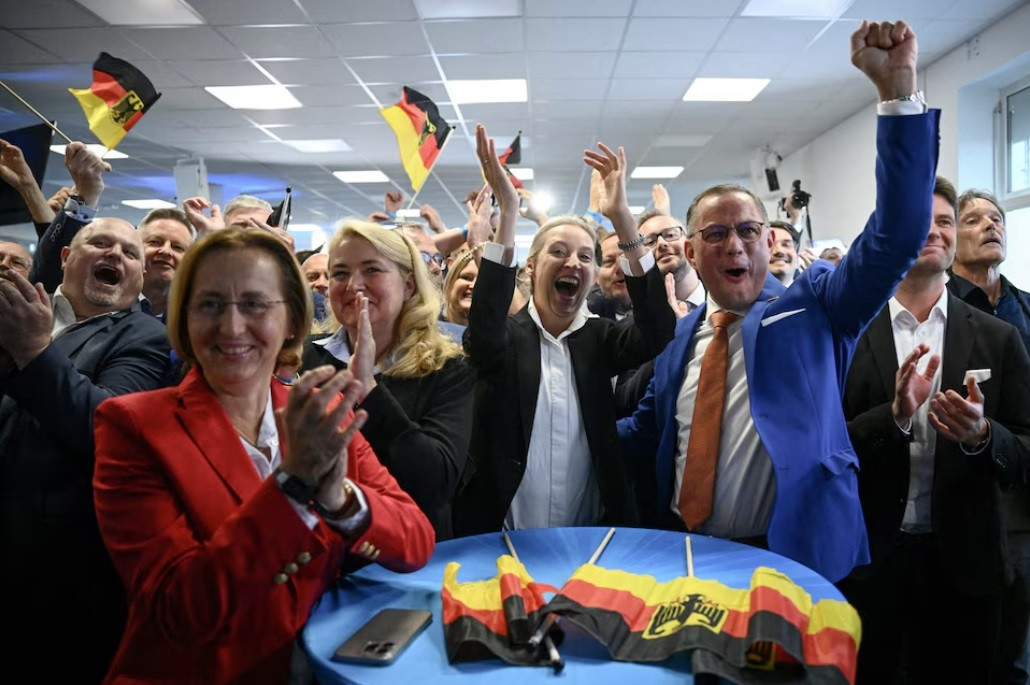 Các lãnh đạo đảng AfD vui mừng sau khi có kết quả cuộc bầu cử Nghị viện châu Âu ngày 9/6. (Ảnh: Reuters)
