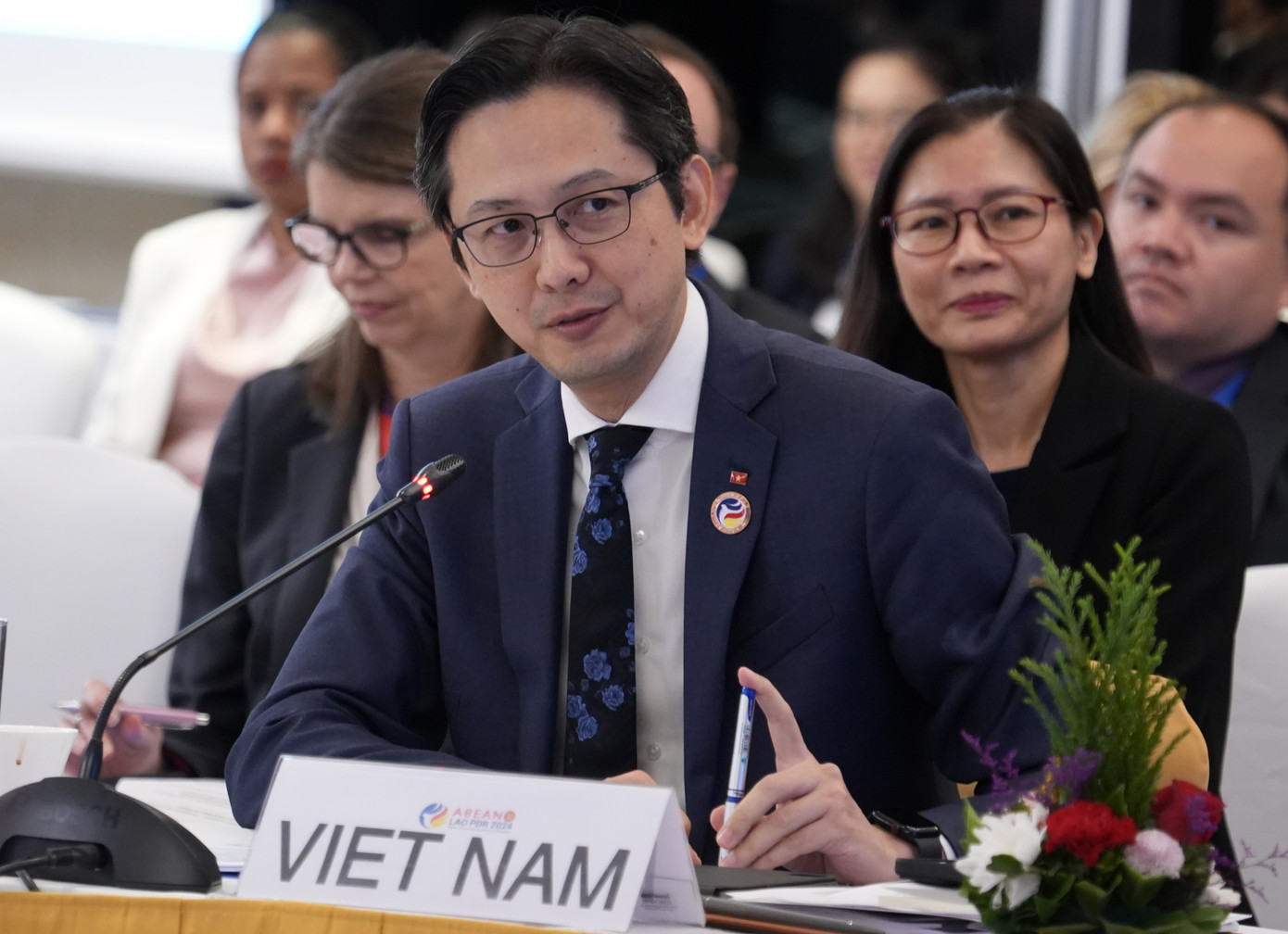 Thứ trưởng Ngoại giao Đỗ Hùng Việt dự các hội nghị của ASEAN. (Ảnh: Mofa)