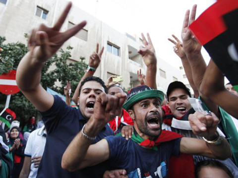 Người dân Libya ăn mừng sau cái chết của ông Gadhafi