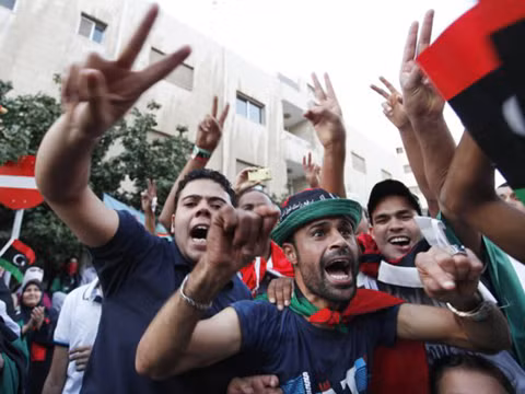 Người dân Libya ăn mừng sau cái chết của ông Gadhafi. Người dân Libya ăn mừng sau cái chết của ông Gadhafi