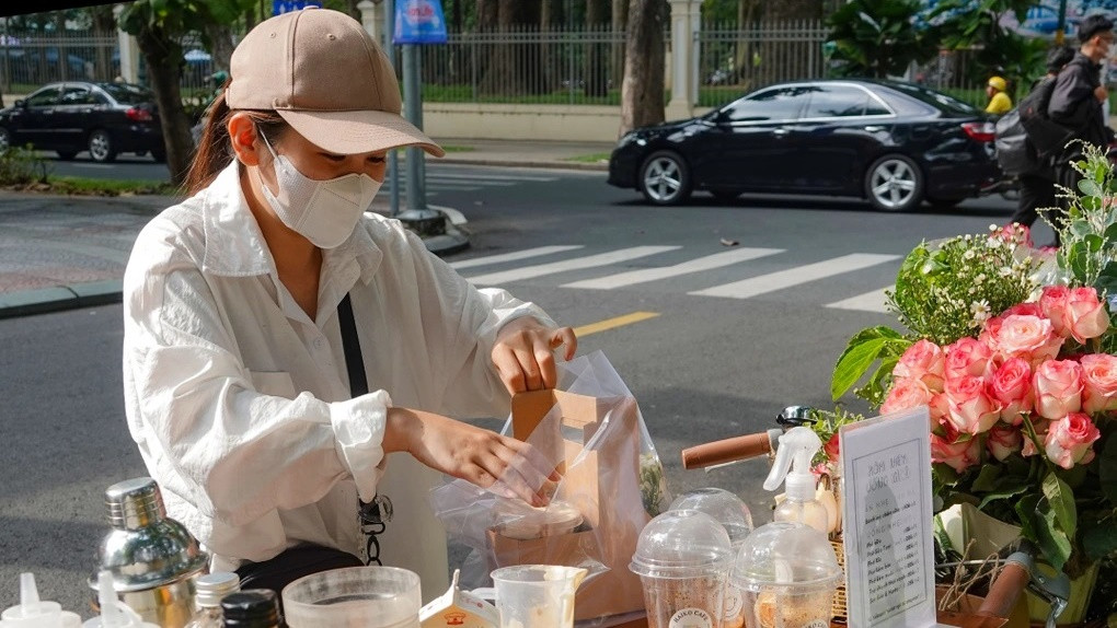 Khởi nghiệp vất vả, Phương luôn giữ sự lạc quan và kiên trì (Ảnh: Nguyễn Vy).