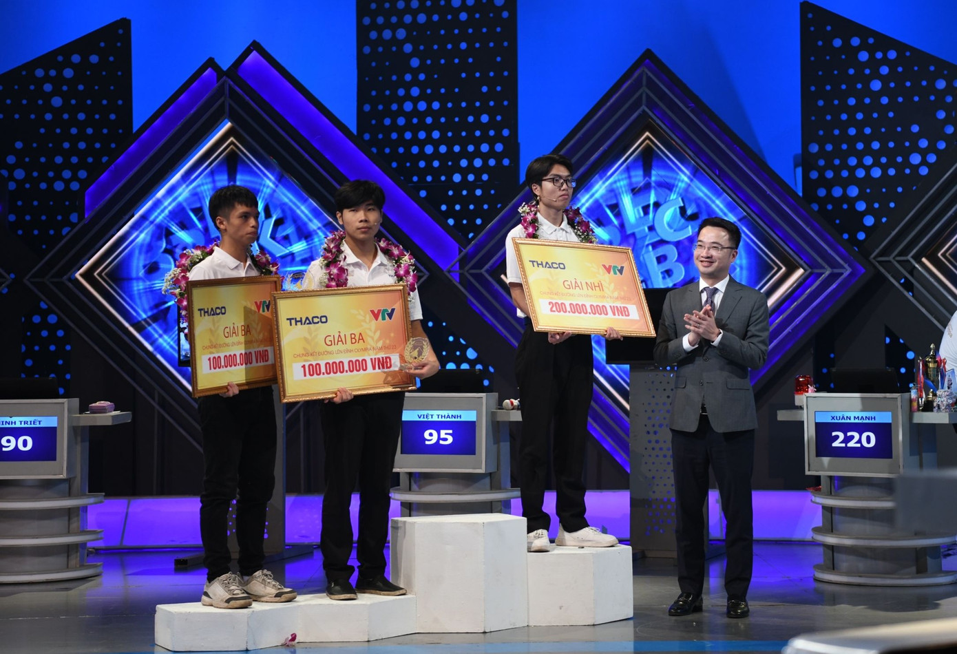 Nam sinh Thanh Hóa Lê Xuân Mạnh vô địch Đường lên đỉnh Olympia 23 ảnh 99