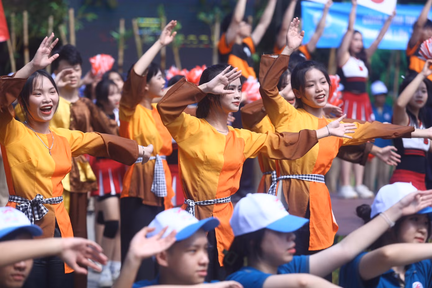 Nam sinh Thanh Hóa Lê Xuân Mạnh vô địch Đường lên đỉnh Olympia 23 ảnh 90 Nam sinh Thanh Hóa Lê Xuân Mạnh vô địch Đường lên đỉnh Olympia 23 ảnh 90