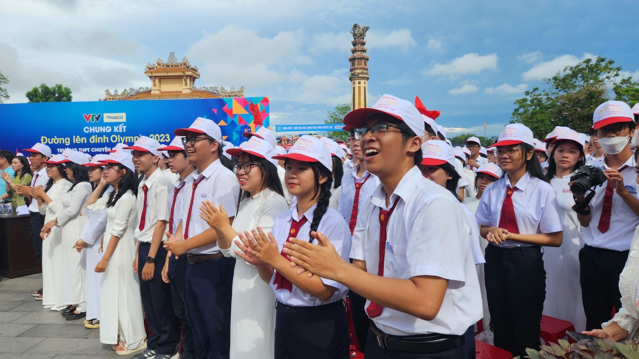 Nam sinh Thanh Hóa Lê Xuân Mạnh vô địch Đường lên đỉnh Olympia 23 ảnh 38