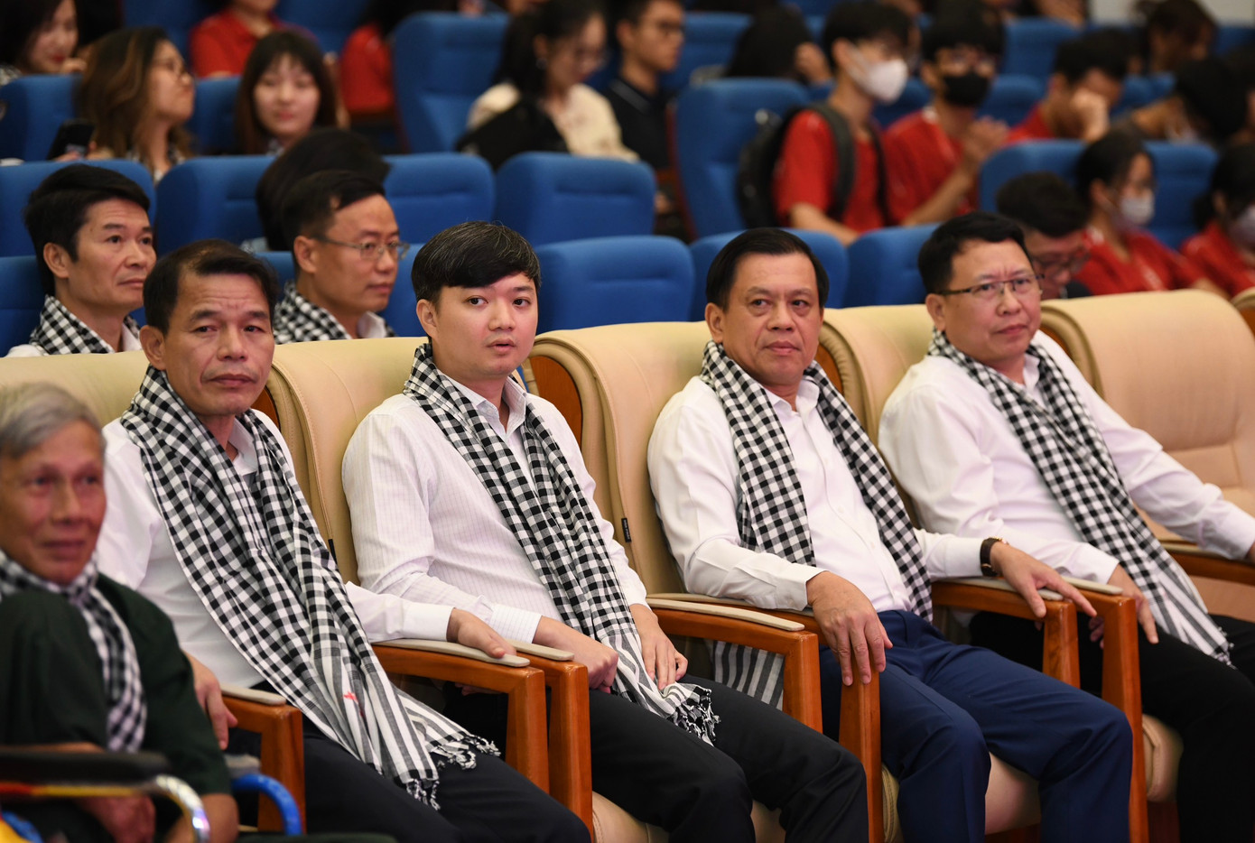 Thắp sáng 'Ánh lửa từ trái tim' ảnh 17