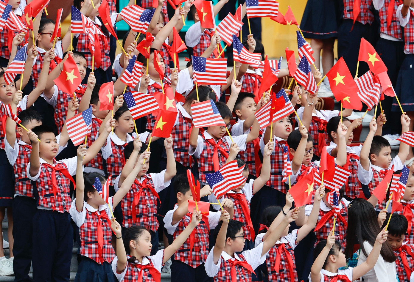 Tổng thống Mỹ Joe Biden bắt đầu chuyến thăm cấp Nhà nước đến Việt Nam ảnh 11 Tổng thống Mỹ Joe Biden bắt đầu chuyến thăm cấp Nhà nước đến Việt Nam ảnh 11