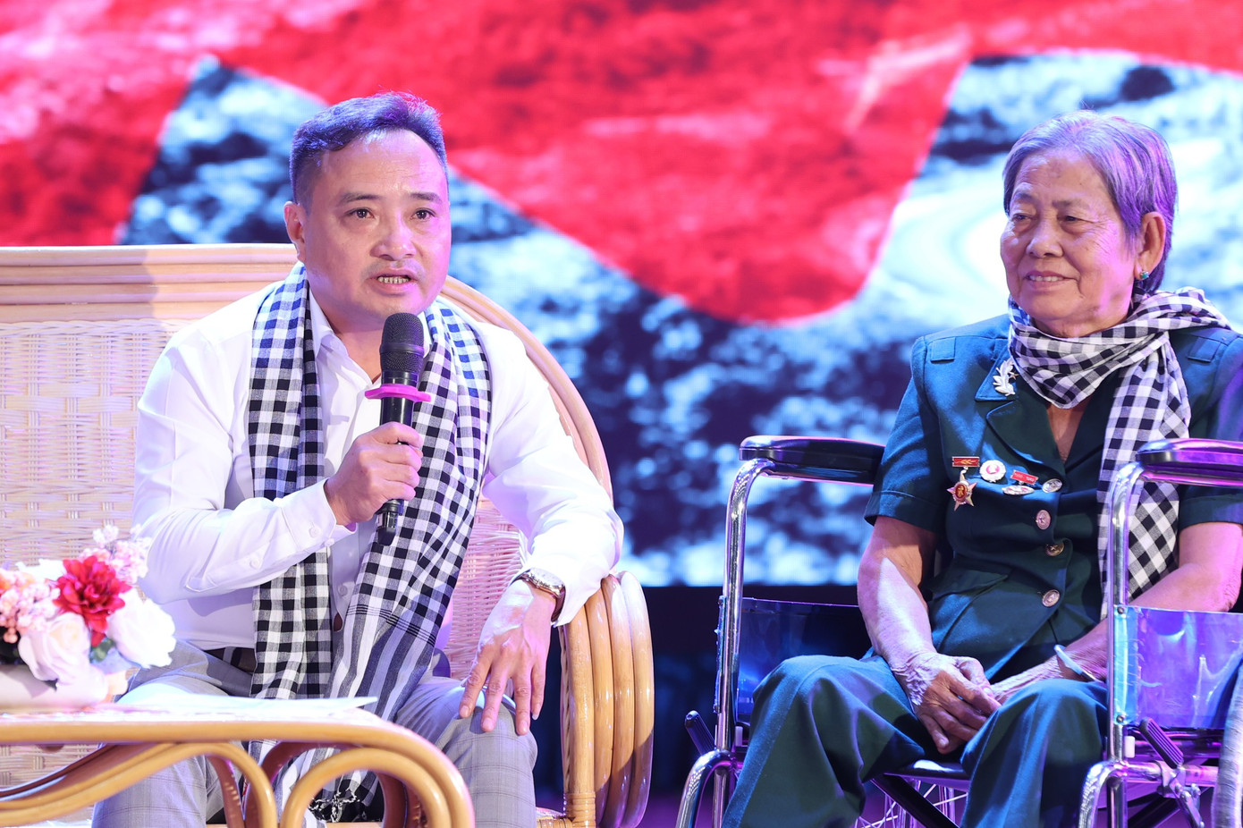 Thắp sáng 'Ánh lửa từ trái tim' ảnh 54