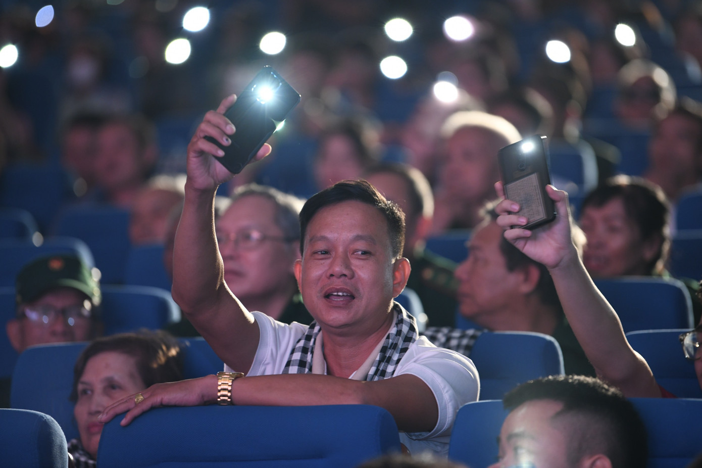 Thắp sáng 'Ánh lửa từ trái tim' ảnh 47