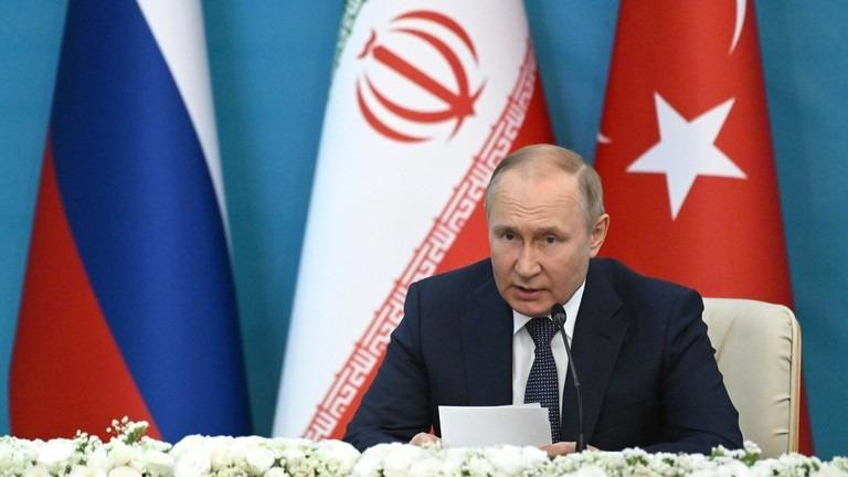 Tổng thống Putin phát biểu sau cuộc gặp 3 bên ở Tehran. Ảnh: Sputnik Tổng thống Putin phát biểu sau cuộc gặp 3 bên ở Tehran. Ảnh: Sputnik