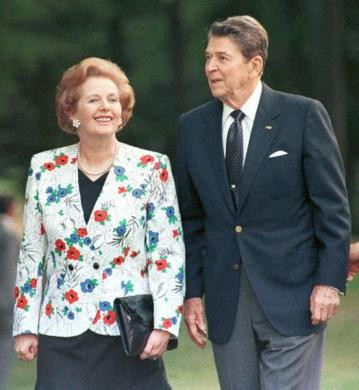 Cựu Tổng thống Mỹ Ronald Reagan và bà Thatcher trong hội nghị thượng đỉnh G7 ở Toronto, ngày 6/6/1988