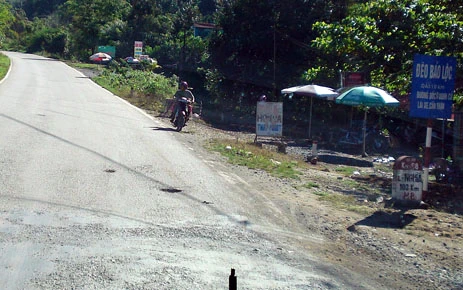 Bảy nạn nhân tử vong trong vụ tai nạn kinh hoàng trên đèo Bảo Lộc vào chiều 16-2