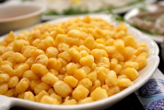 phòng mụn trứng cá 