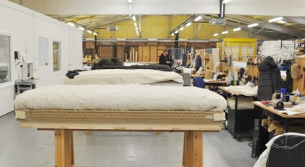 Phòng sản xuất chiếc "siêu giường" của đại gia Lê Ân. . Phòng sản xuất chiếc