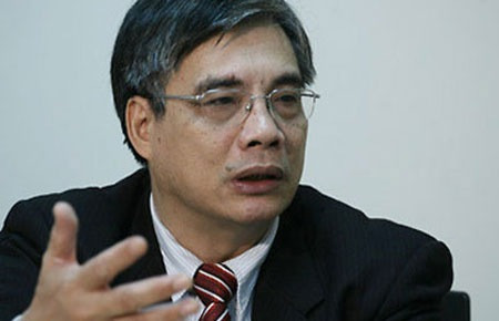 Theo phân tích của ông Trần Đình Thiên, nhiệm vụ tái cơ cấu nền kinh tế hầu như vẫn chưa được triển khai trên thực tế. Theo phân tích của ông Trần Đình Thiên, nhiệm vụ tái cơ cấu nền kinh tế hầu như vẫn chưa được triển khai trên thực tế