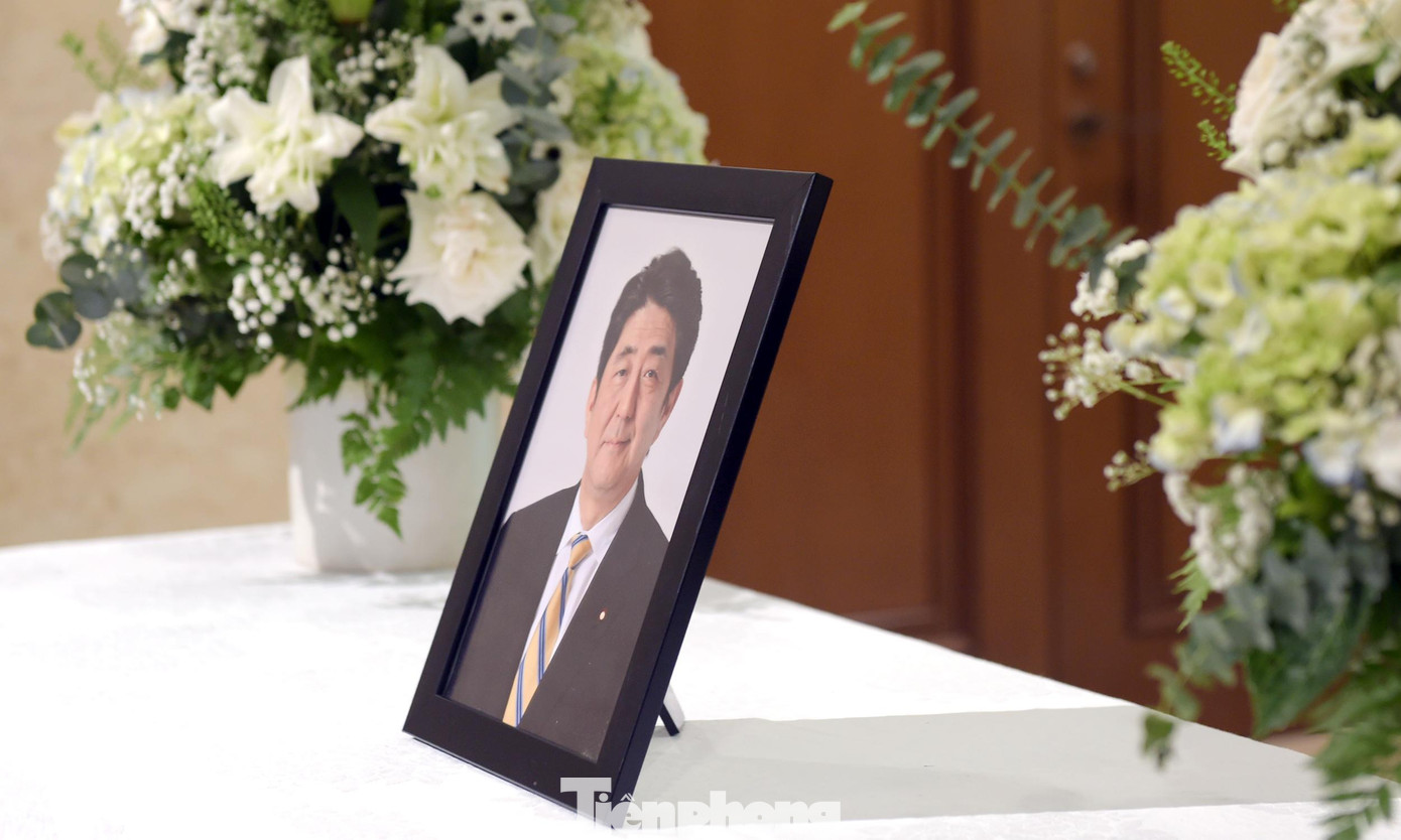 Ông Abe, 67 tuổi, là Thủ tướng nắm quyền trong thời gian dài nhất ở Nhật Bản. Ảnh: Xuân Tùng Ông Abe, 67 tuổi, là Thủ tướng nắm quyền trong thời gian dài nhất ở Nhật Bản. Ảnh: Xuân Tùng