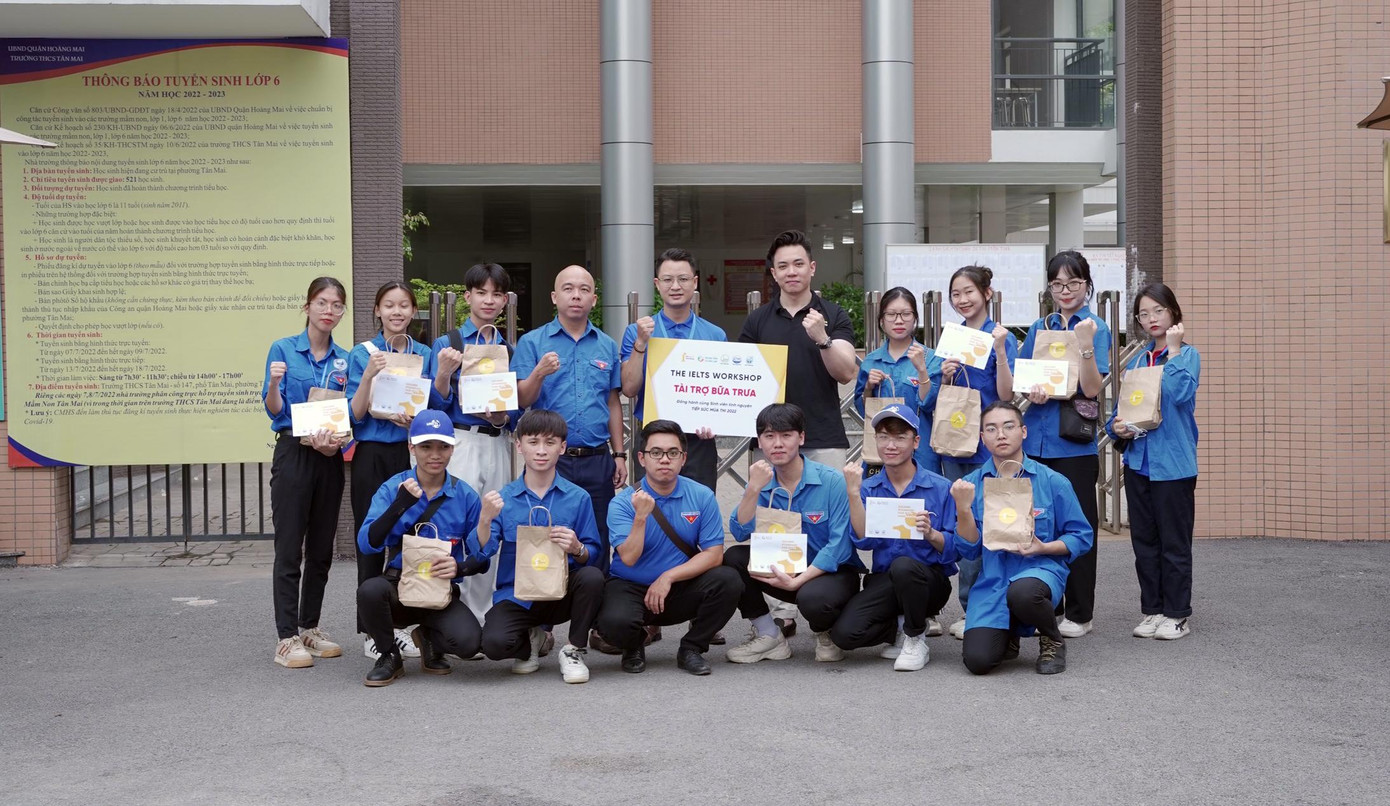 Các suất cơm trưa hỗ trợ tình nguyện viên trong thời gian tiếp sức mùa thi. Ảnh: LS Các suất cơm trưa hỗ trợ tình nguyện viên trong thời gian tiếp sức mùa thi. Ảnh: LS