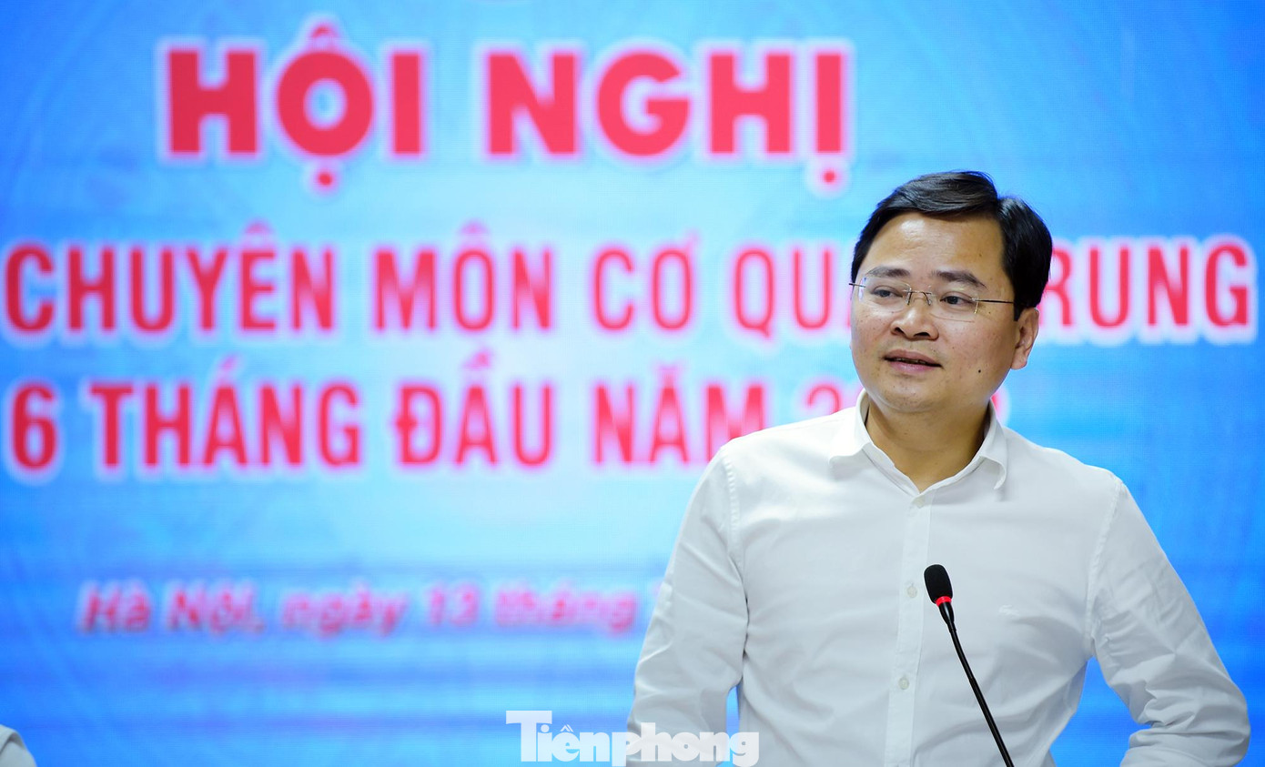 Anh Nguyễn Anh Tuấn phát biểu tại hội nghị. Ảnh: Xuân Tùng Anh Nguyễn Anh Tuấn phát biểu tại hội nghị. Ảnh: Xuân Tùng