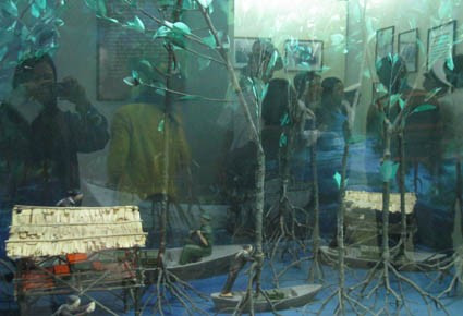 Sa hình về rừng mắm tại Vàm Lũng (Cà Mau) – nơi tiếp nhận vũ khí của miền Bắc. Sa hình về rừng mắm tại Vàm Lũng (Cà Mau) – nơi tiếp nhận vũ khí của miền Bắc