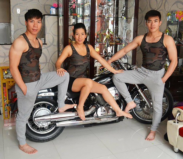 Ít ai biết về chị gái tài năng không kém của Quốc Cơ – Quốc Nghiệp ảnh 2