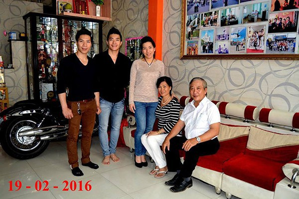 Ít ai biết về chị gái tài năng không kém của Quốc Cơ – Quốc Nghiệp ảnh 9