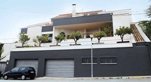 Ngôi sao Tây Ban Nha bị đạo chích viếng thăm trước World Cup ảnh 1