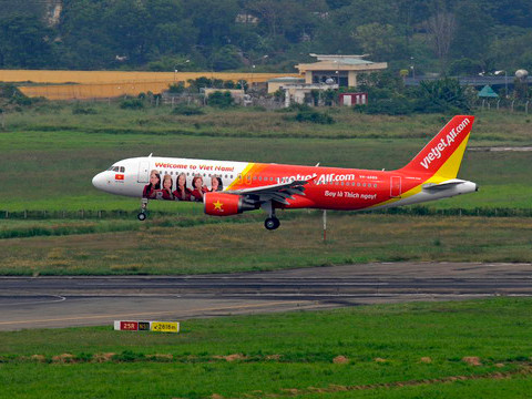 VietJetAir tổ chức 2 chuyến bay cứu trợ tới Philippines