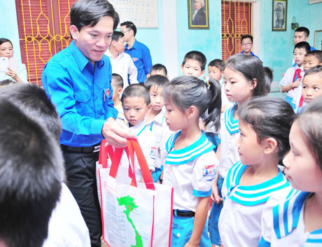 Sức mạnh những 'thiên thần áo xanh' ảnh 8