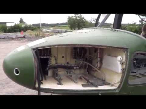 Biến trực thăng 'vua tốc độ' thành nơi ở cho gia đình 4 người ảnh 5