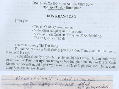 Đơn kháng cáo của gia đình bị hại và tờ giấy bị cáo Khánh khai nhận đã tháo chiếc nhẫn từ tay bị hại