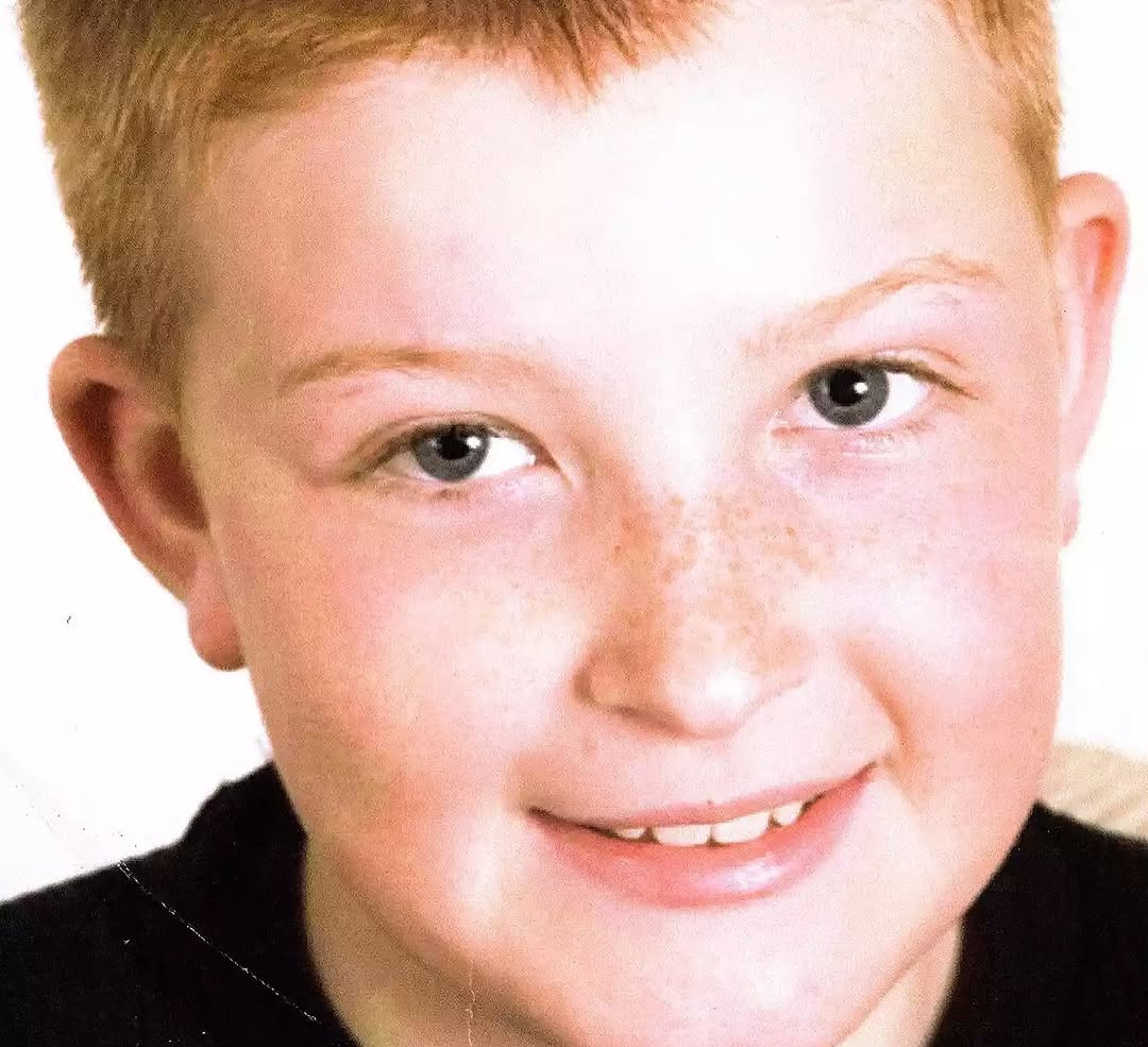 Cựu sao nhí Rory Sykes qua đời ở tuổi 32 do mắc kẹt trong ngôi nhà bị cháy. Ảnh: IG. Cựu sao nhí Rory Sykes qua đời ở tuổi 32 do mắc kẹt trong ngôi nhà bị cháy. Ảnh: IG.