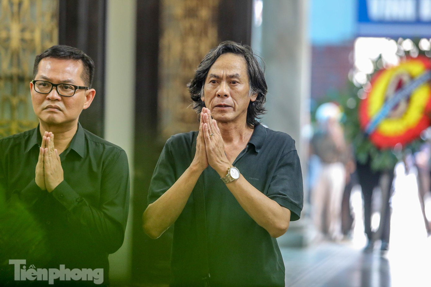 NSND Bùi Bài Bình (phải) và NSND Trung Hiếu