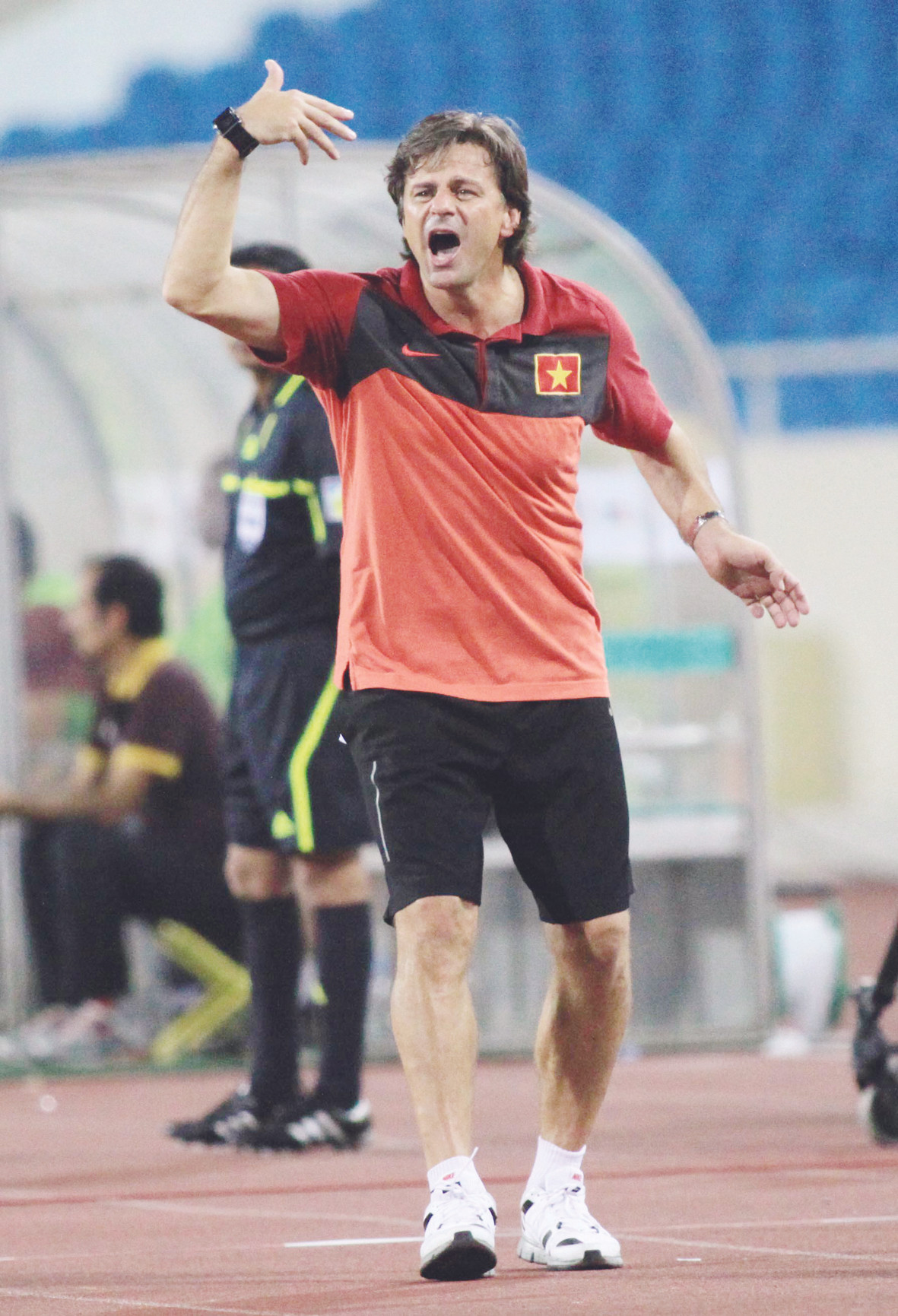 Falko Goetz đang mở con đường đi của riêng mình. Ảnh: VSI . Falko Goetz đang mở con đường đi của riêng mình. Ảnh: VSI