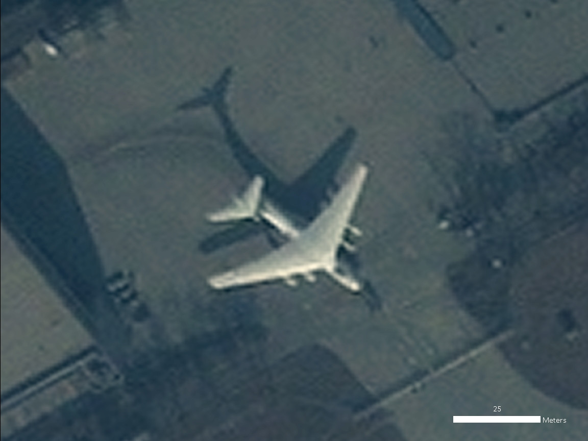 Vệ tinh quân sự của phương Tây ghi lại những chuyến bay đầu tiên của ‘Người khổng lồ biết bay’ Y-20