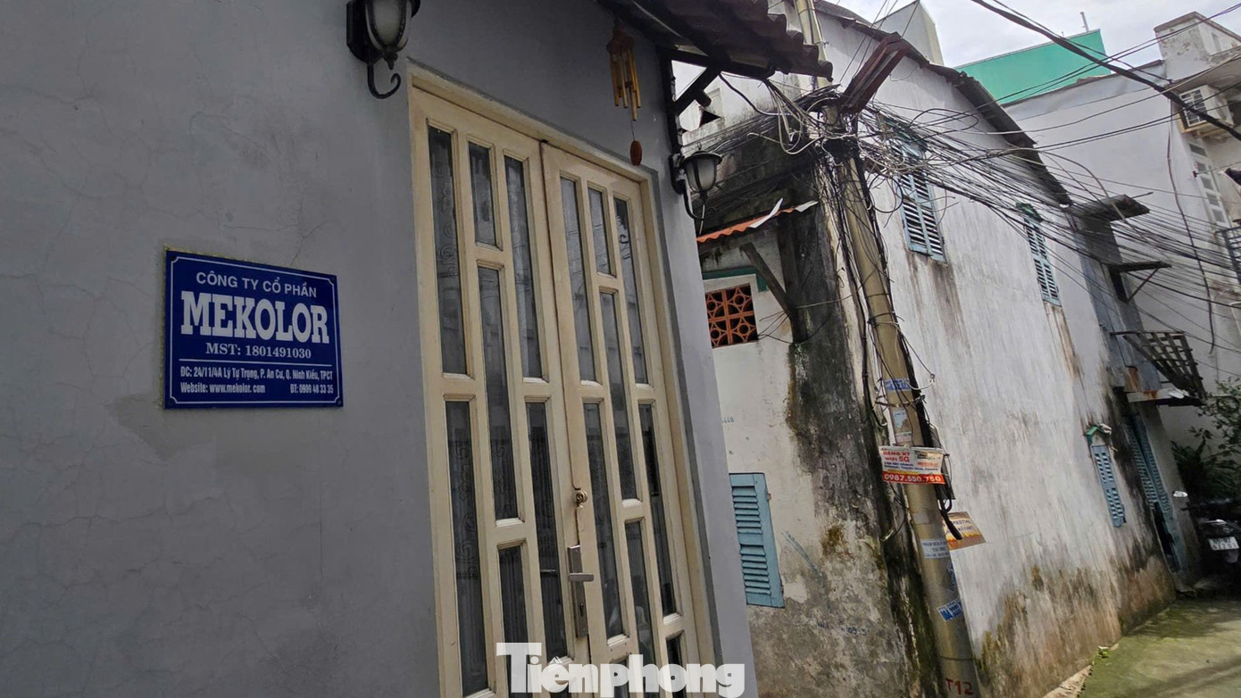 Trụ sở chính của Công ty Mekolor trong con ngõ nhỏ ở Cần Thơ.