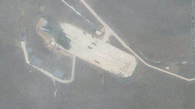 Ảnh bao quát bệ phóng do vệ tinh GeoEye chụp lại.. Ảnh bao quát bệ phóng do vệ tinh GeoEye chụp lại.