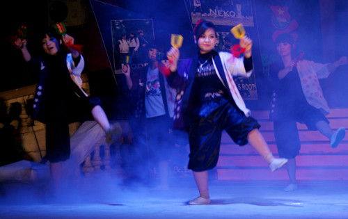 Múa Yosakoi để hướng về Nhật Bản